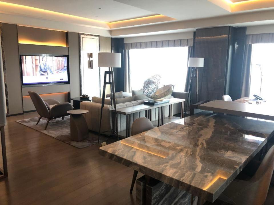 上海临港美爵酒店 外观 照片